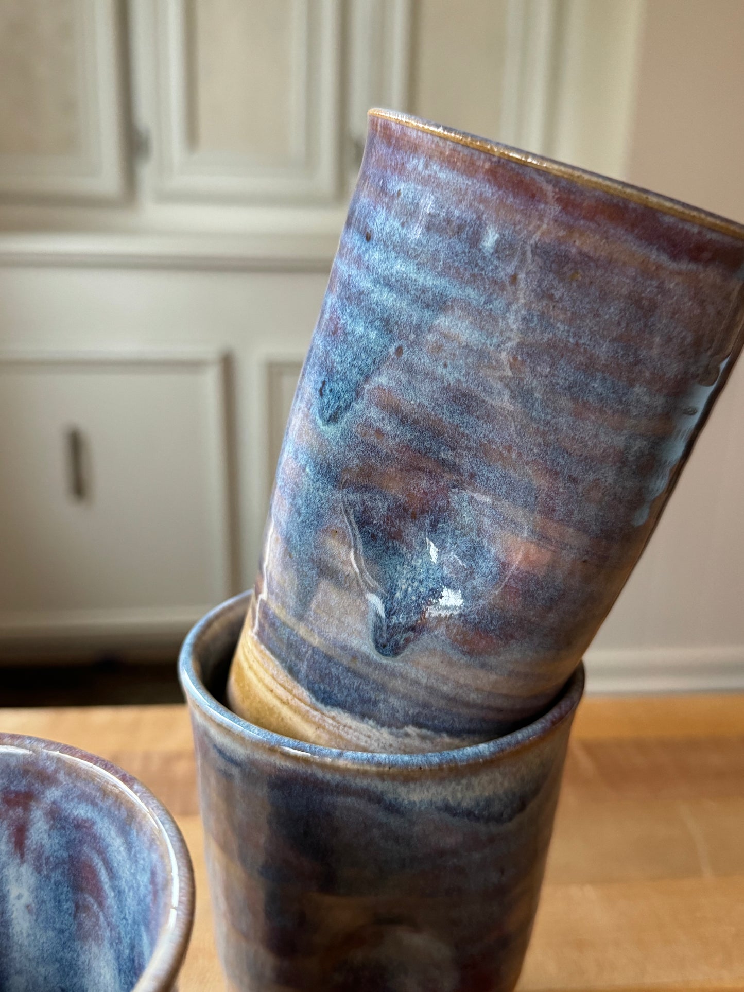 Iridescent Thumb Cup